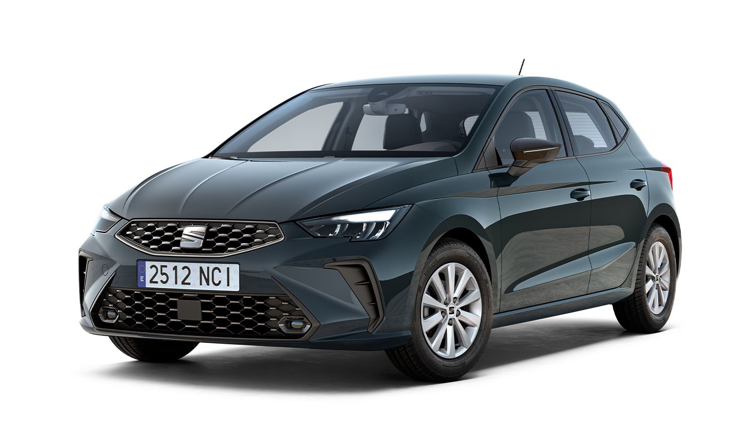 SEAT Ibiza Style v modré Fiord z 3/4 pohledu.