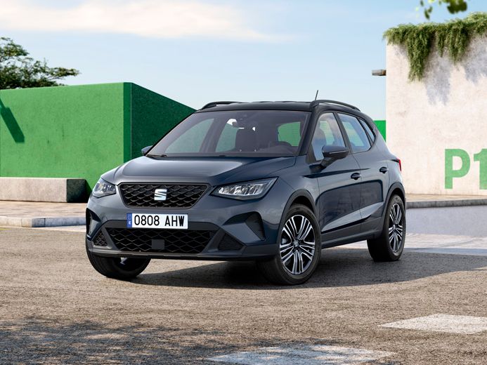 SEAT Arona Style v barvě karoserie Midnight černá