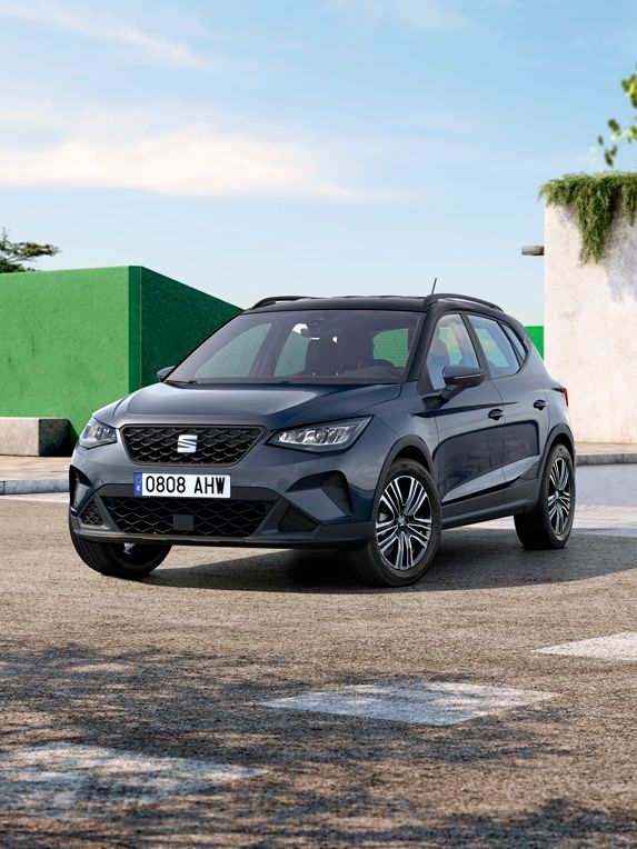 SEAT Arona Style v barvě karoserie Midnight černá